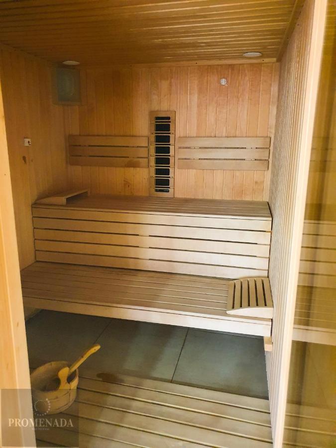 Sunrise Aparthotel Pool & Spa Mamaia Nord Năvodari Екстериор снимка