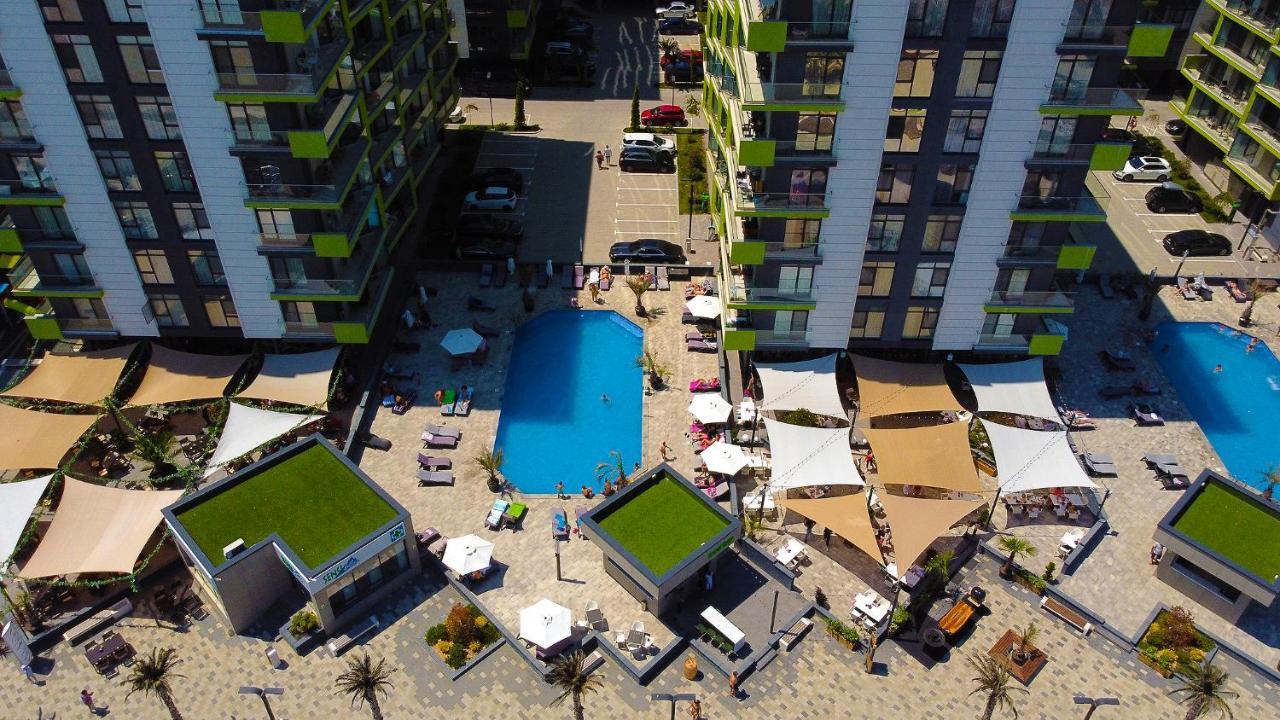 Sunrise Aparthotel Pool & Spa Mamaia Nord Năvodari Екстериор снимка
