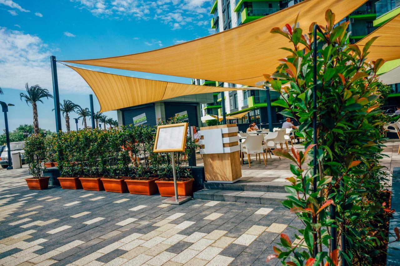 Sunrise Aparthotel Pool & Spa Mamaia Nord Năvodari Екстериор снимка